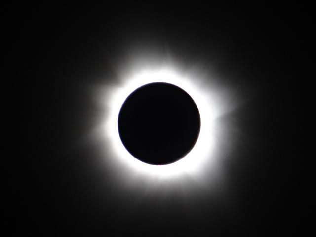 Solar Eclipse Monochrome Wallpapers